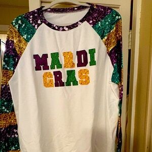 Women’s Mardi Gras Graphic Print Sweatshirt New XL